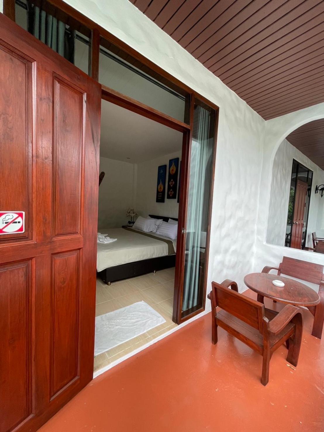 Gee Resort Тау Экстерьер фото